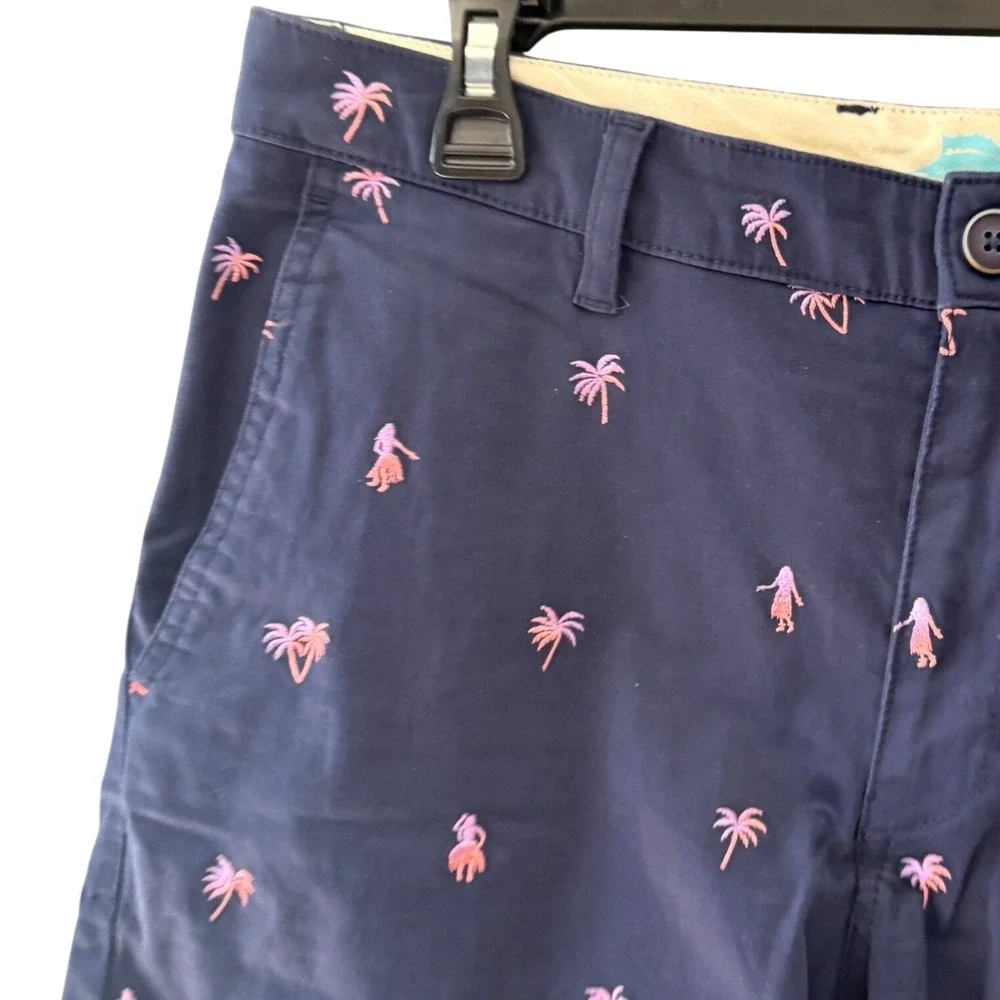 Tommy Bahama Mens 32 Navy Blue Pink Hula Dancer Palm Tree Embroidered Shorts
